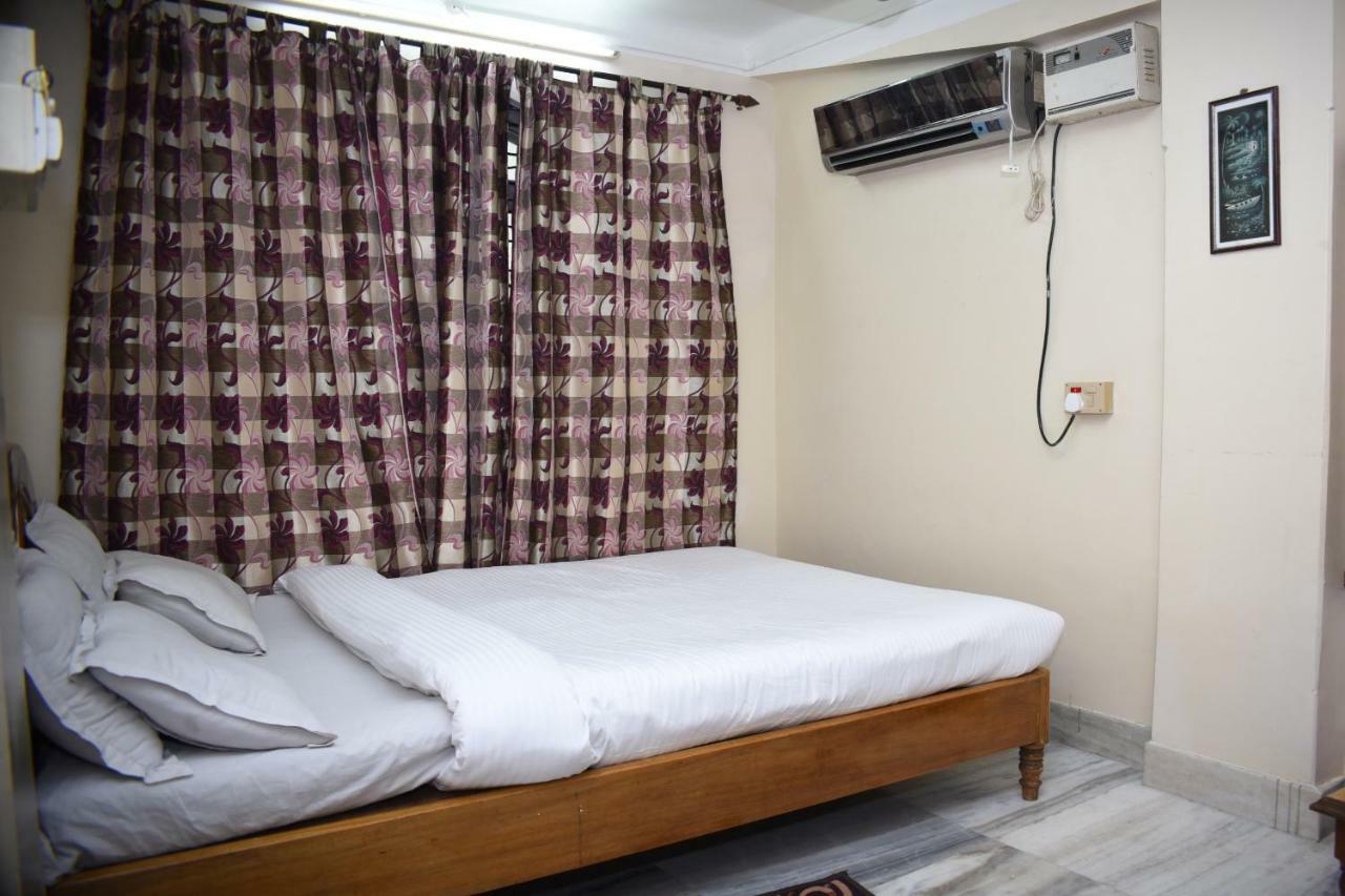 Spot On 37646 Hotel Centre Palace Silchar Exterior photo
